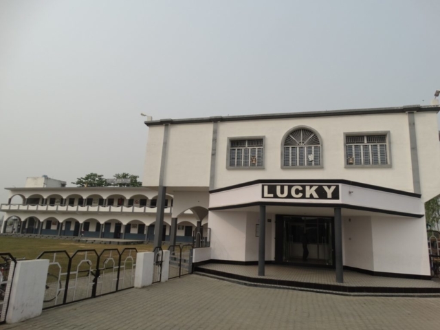 Lucky Children Senior Secondary School Pilibhit